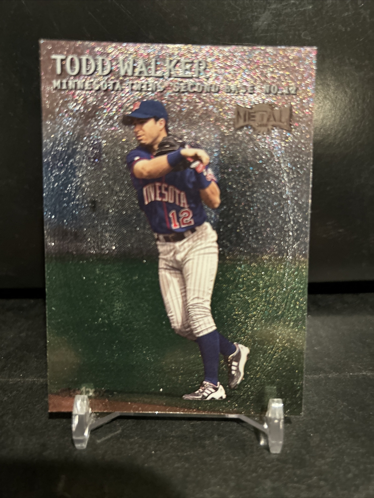 2000 Skybox Metal Todd Walker Minnesota Twins #118