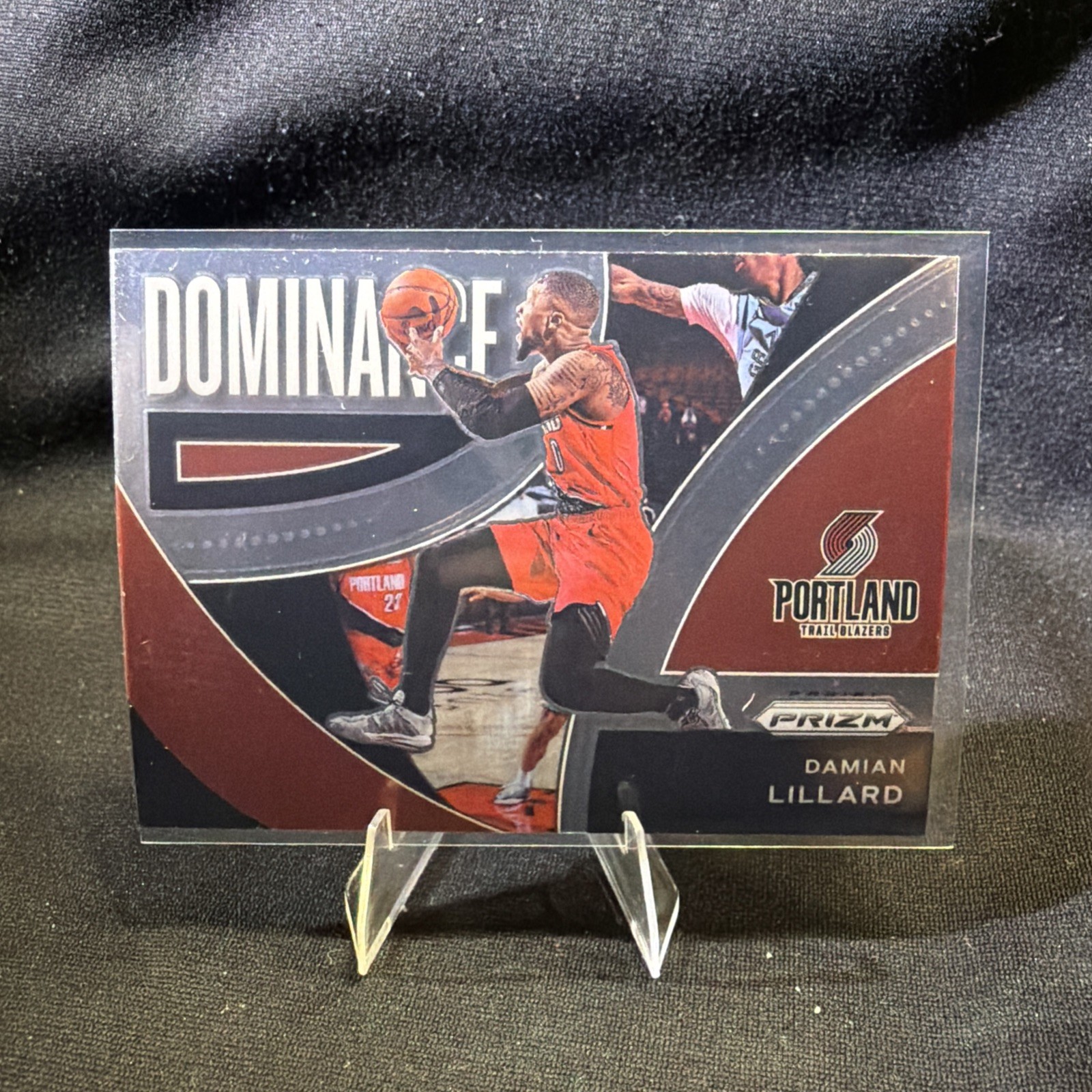2021-22 Panini Prizm Damian Lillard Dominance Silver Prizm #18 Trailblazers