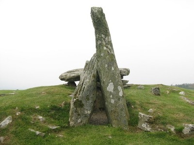 Foto A2 Cairnholy II Carsluith Blick nach Südwesten entlang der Achse des c2014