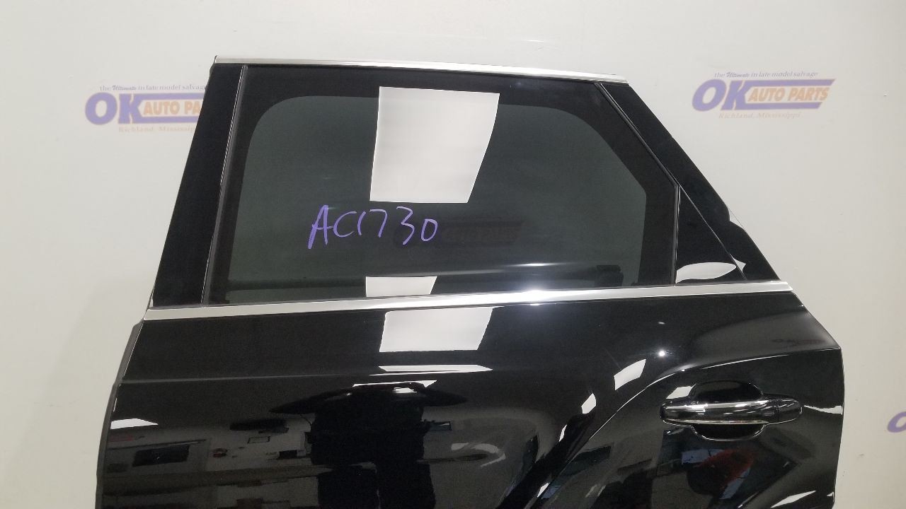 17 BENTLEY BENTAYGA DOOR ASSEMBLY REAR LEFT DRIVER BLACK