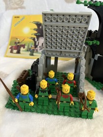 Vintage Lego Castle Forestmen 6066 6071 (near complete w manuals, see below)