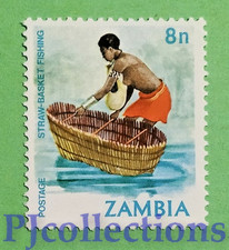5371- ZAMBIA 1981 LIFE AND CULTURE - STRAW-BASKET FISHING 8n MNH