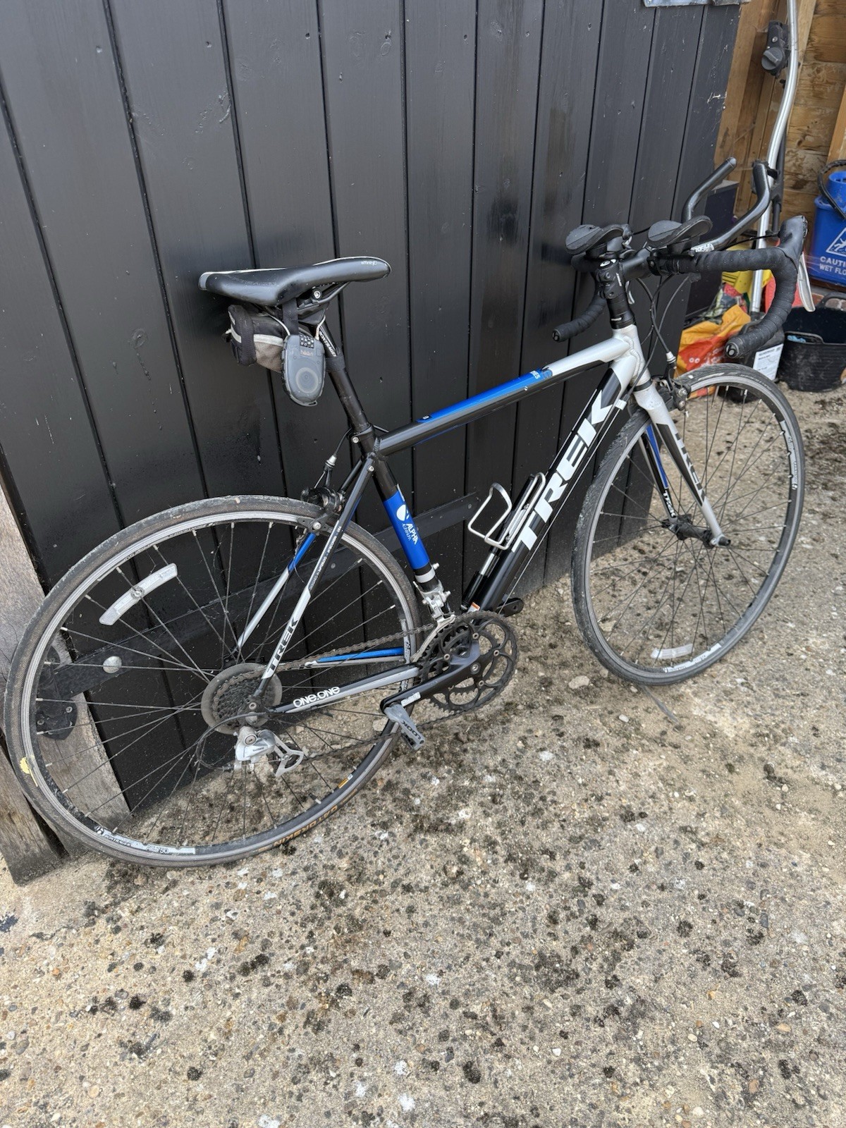 Bicicleta de aluminio Trek Concept contrarreloj/triatlón en buen estado usada luz V