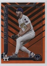 2025 Topps Update Holiday Orange & Black Foil Alex Vesia #US239 1gj7