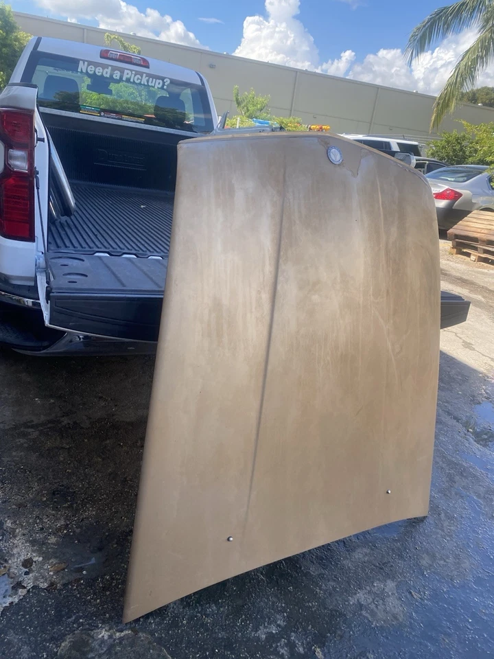1981 - 89 MERCEDES BENZ R107 380SL 560SL ORIG ALUMINUM HOOD GOLD MET - Image 2 of 4
