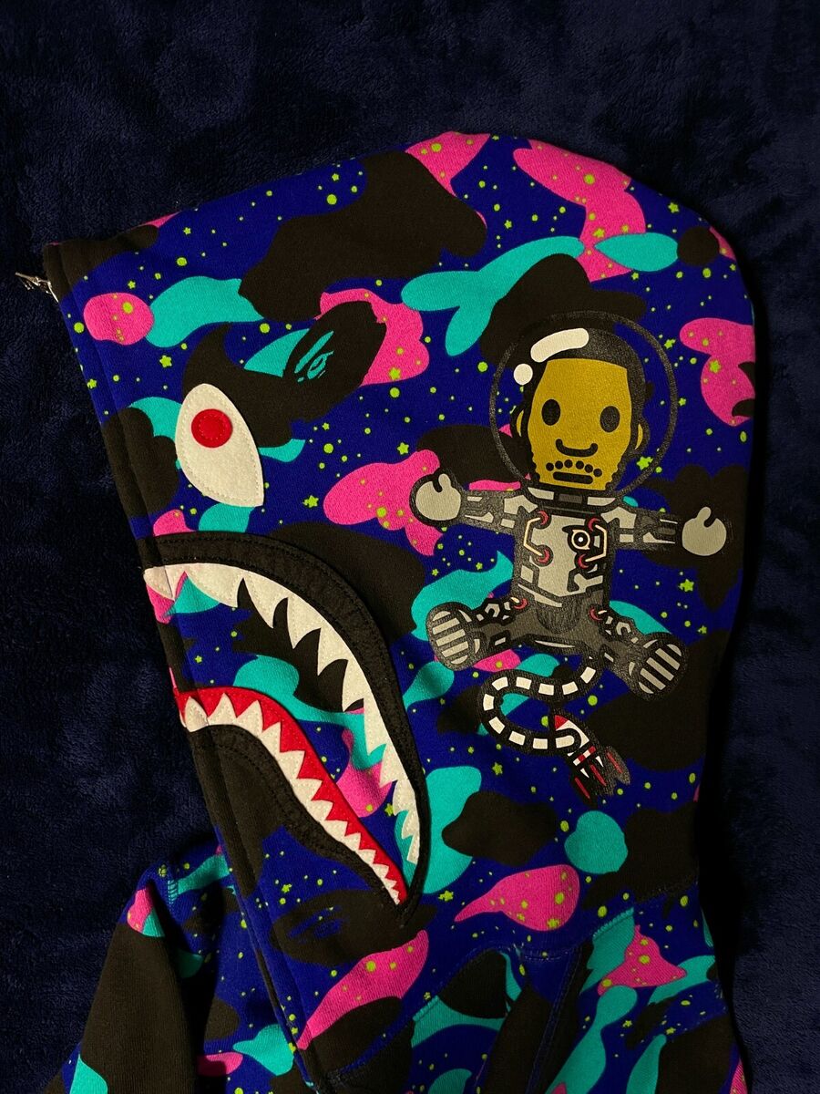 Rare Bape X Kid Cudi Shark Full Zip Hoodie - Size M - 2021 Rare Bape X Kid Cudi Shark Full Zip Hoodie - Size M - 2021