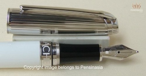 CARAN D'ACHE LEMAN BICOLOR WHITE LACQUER WITH SILVER RHODIUM FOUNTAIN PEN GREAT! - Picture 5 of 6
