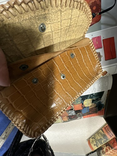 Vintage Hand Woven Leather Stitched Embossed Tan Wallet Women’s Reptile Print - Picture 7 of 7
