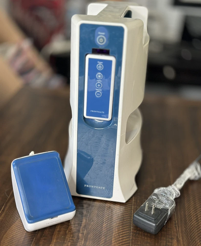 Frontgate Wireless Speaker With Remote And Dock Transmitter Works - Image 2 of 4