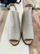 Women s Uggs Block Heel Shoes 8