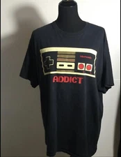 Nintendo Addict Video Game Controller Graphic T-Shirt 2012 Men's Sz XL Black EUC