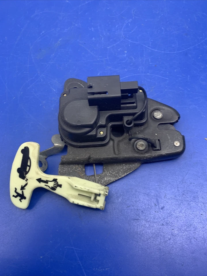 Dodge Charger 2006-2010 pestillo de maletero bloqueo eléctrico actuador de liberación OEM MOPAR OEM Foto 4 de 4