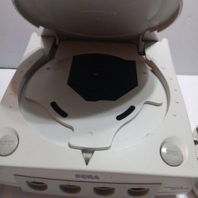 Sega Dreamcast HKT-3020, Tested & Working w/ Controller and VMU, 2 Games 