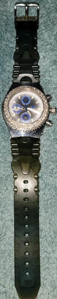 Reloj Technomarine Cronógrafo Diamante 200/660 ft Foto 3 de 4
