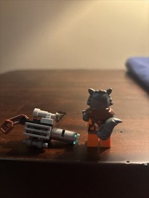 LEGO Marvel Rocket Raccoon Minifigure With Gun 76020