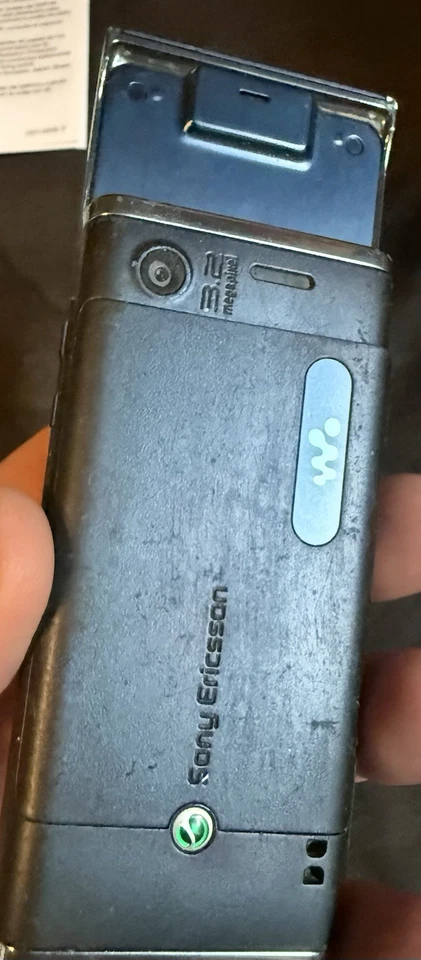 Sony Ericsson W595 - 40MB - Black Lava (Ohne Simlock) - Bild 4 von 4