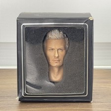 KUMIK male head sculpt resembling David Beckham blonde short hair custom doll 3