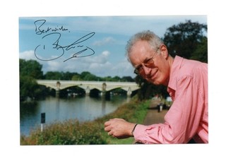 Bamber Gascoigne Television presenter Signed 6x4 Col Promo Photo Autographed