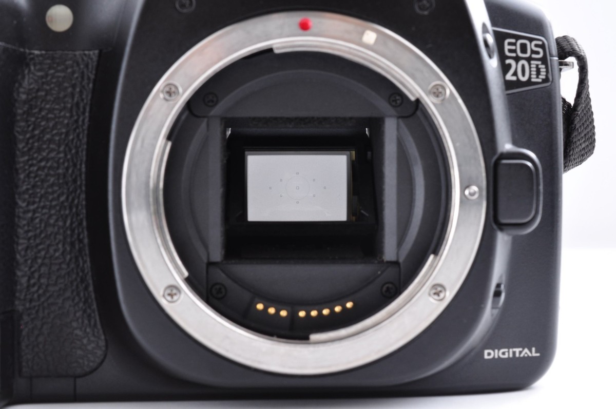 Canon EOS 20D 8.2MP Digital SLR Camera EF 28-90mm F/4-5.6 Ⅲ Near
