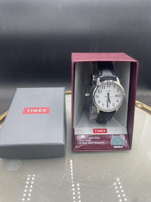 2017 Timex Indiglo Quartz Men s Watch, Leather Strap NIB