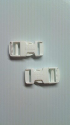 2 REPLACEMENT ORIGINAL 4MOMS MAMAROO ROCKAROO FISHER PRICE BUCKLES 3/4'' (NOT 1'')