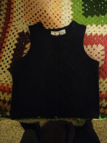 Kathy Ireland Vest Medium Black May Be Some Patch Hard Fading  - Picture 1 of 8