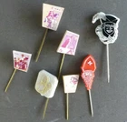 7x lapel pins   SINTERKLAAS   SAINT NICHOLAS      (7X14)