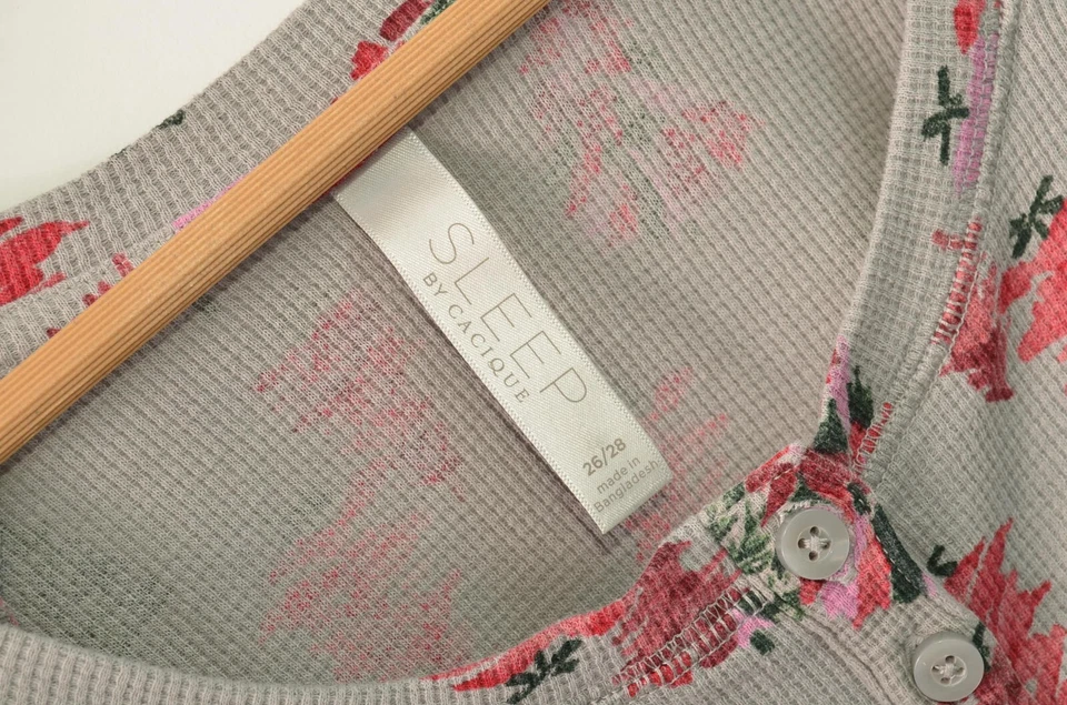 Camisa térmica Henley feminina Sleep by Cacique 26/28 4X árvores de Natal cinza - Imagem 3 de 4