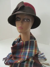 Women's Wool Flapper Style Hat Burgundy & Brown Plaid Neck Scarf New