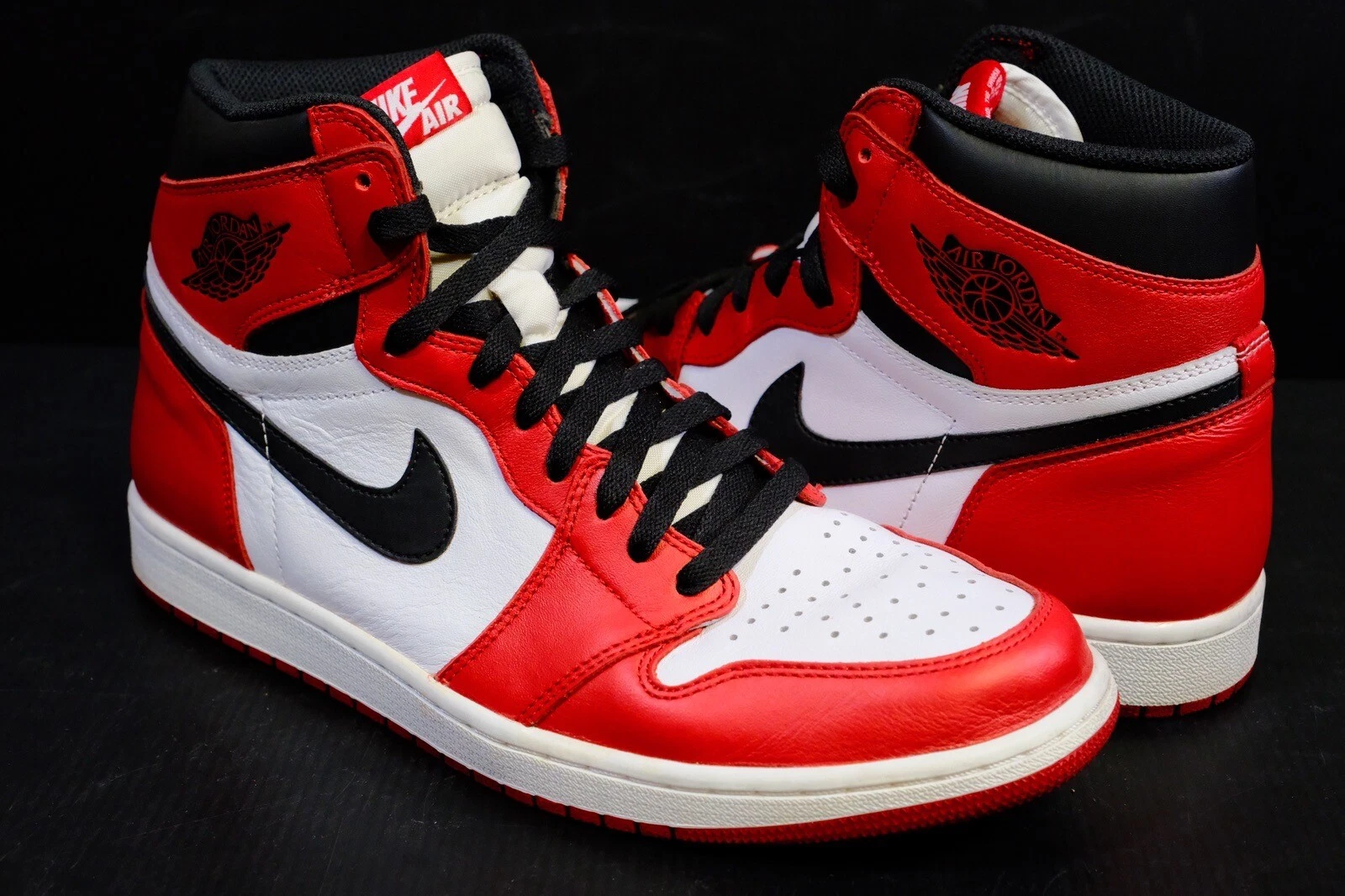 Jordan 1 Retro OG High Chicago TAILLE 11,5 555088101 NEUF DANS SA BOÎTE OLDSTOCK SUPREME JORDAN