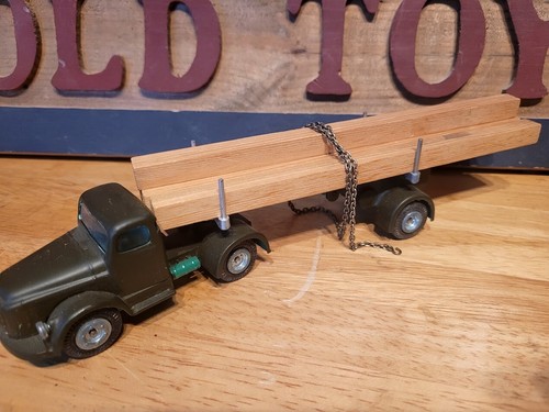 VERY NICE DIECAST TEKNO #439 VOLVO LOG TRANSPORTATION TRUCK with BOX - Picture 4 of 15