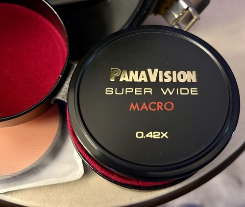 AquaVideo Underwater Camera Housing With Panavision Super wide Lens 0.42x - Picture 6 of 9