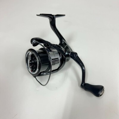 リール SHIMANO Vanquish 2500SHG s-l400.jpg
