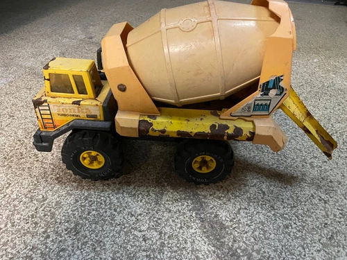 Vintage TONKA Mighty Tonka Construction Cement Mixer XMB-975