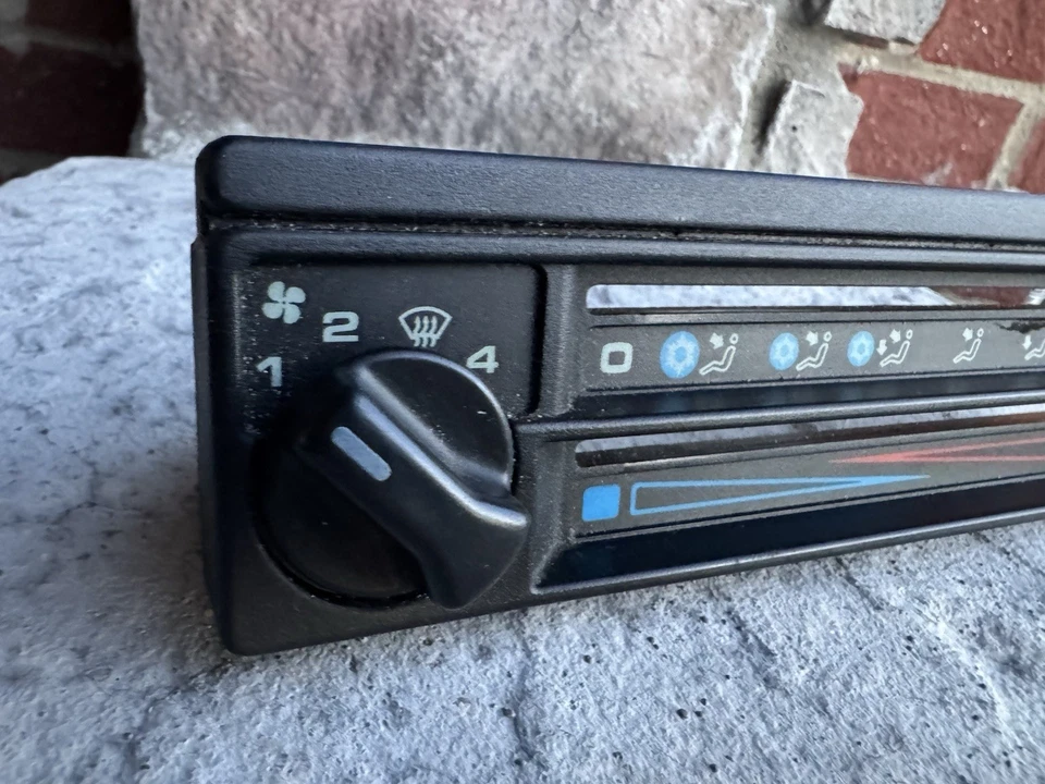 Panel de control HVAC moldura e interruptor de ventilador, VW Volkswagen Corrado T4 535919383 CA Foto 2 de 4