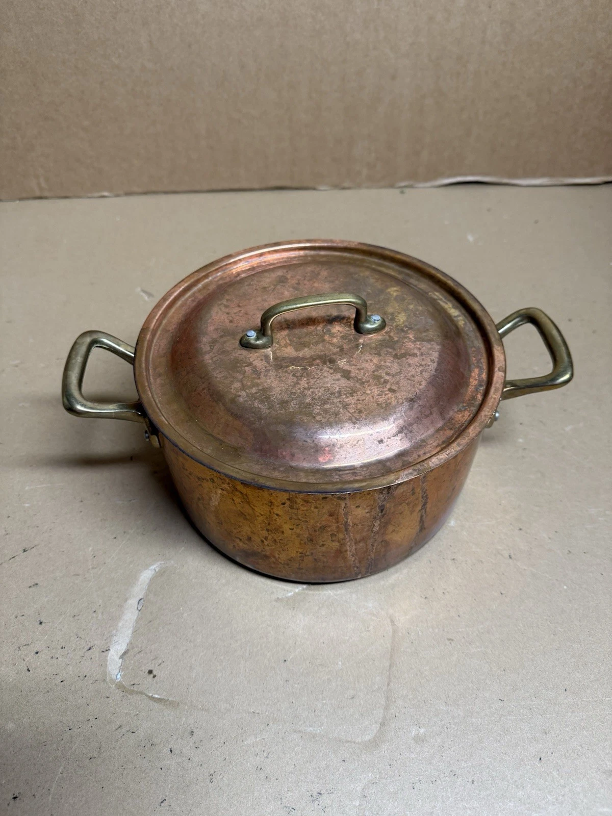Vintage Ruffoni Hammered Italian Copper Stock Pot With Lid 8 7/8” Diameter RARE!
Opens in a new wind