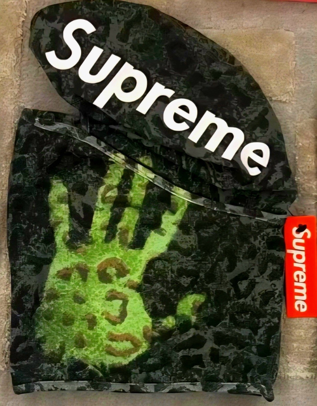 Supreme Heat Reactive Balaclava Leopard FW24 Shiesty Supreme Accessories
