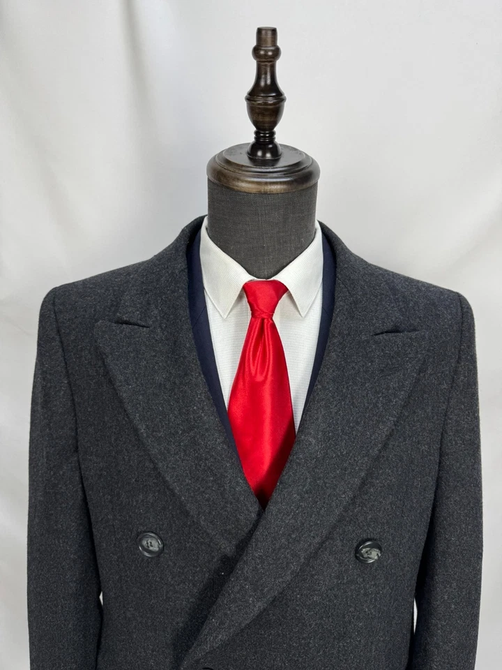 Vintage Men's Coat Double Breasted pure wool dark gray Classic Overcoat 42R 44R - Image 3 of 4