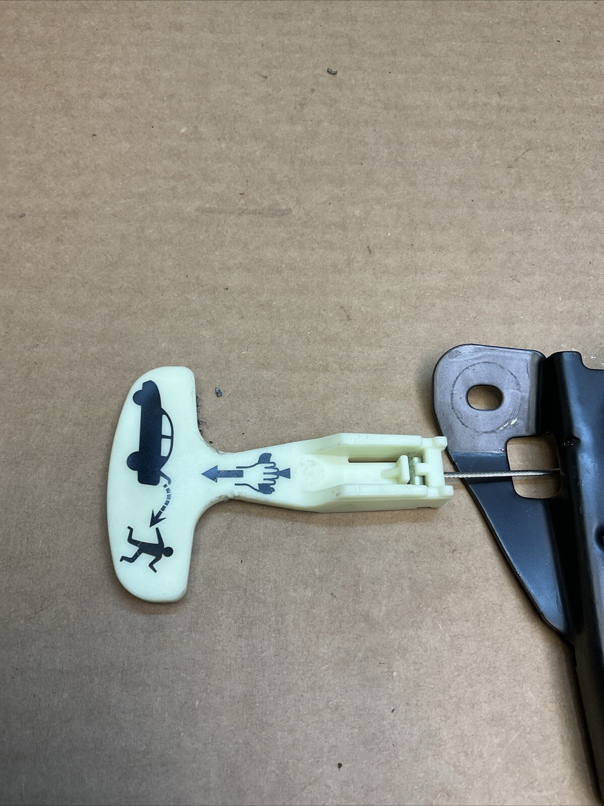 Maserati Quattroporte 2014-2017 Rear Trunk latch
