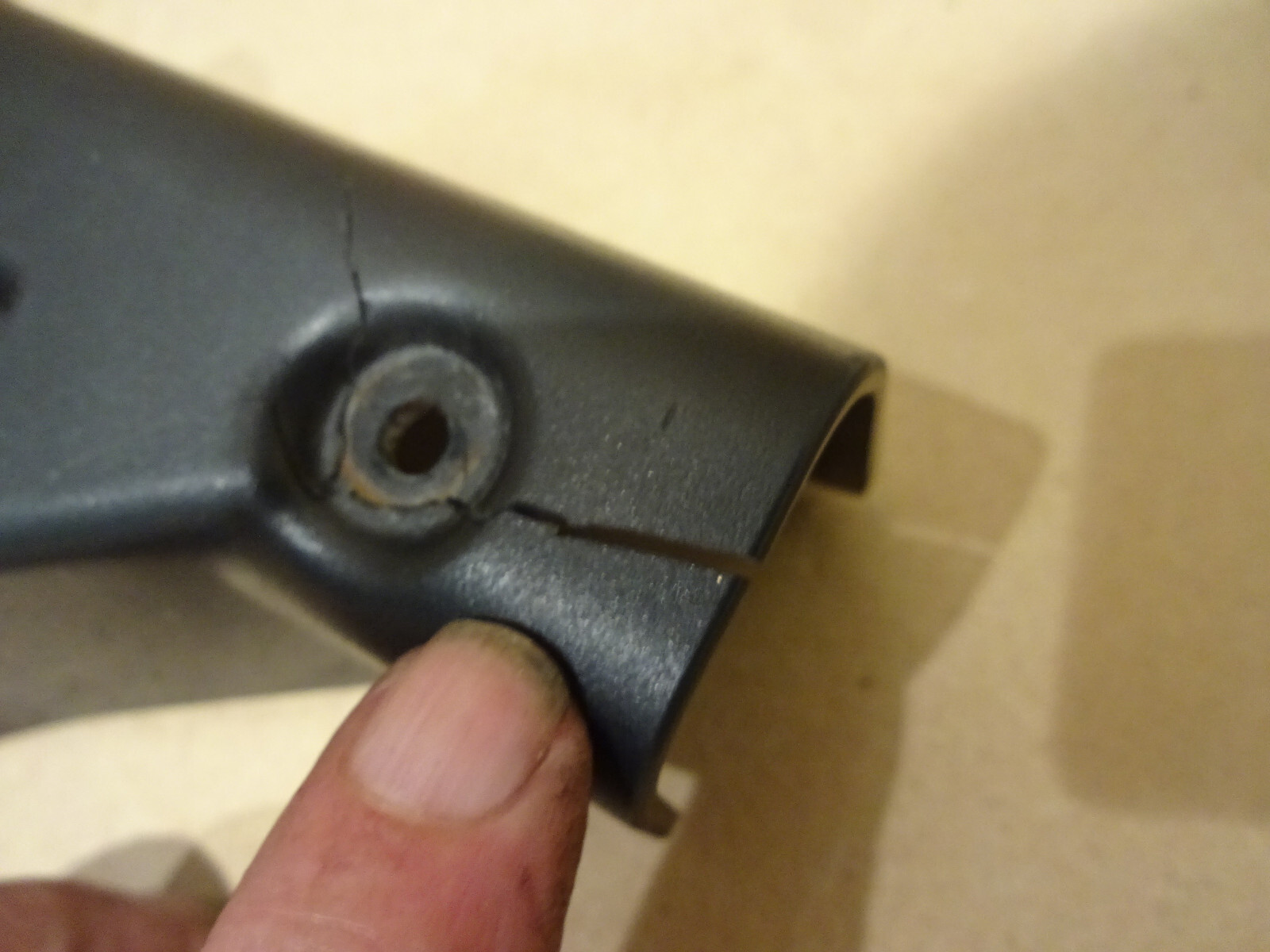 Ferrari California - RH Trunk Seperator Hook Cover - P/N 82853000
