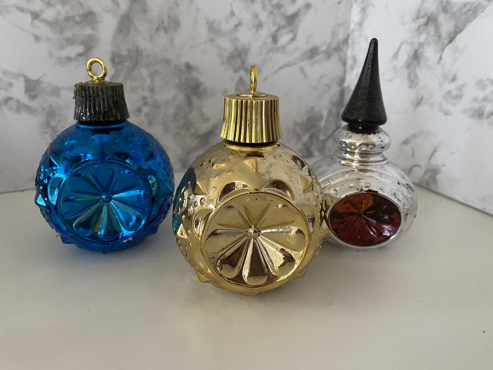 Vintage Avon Christmas Ornaments Bubble Bath Set of 3 eBay