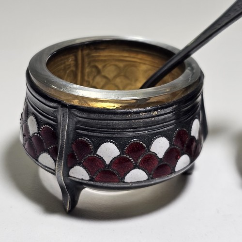 Set of 2 Hommet Russian Enamel & Glass Salt Cellar 2" Red White with Spoons - Picture 4 of 8