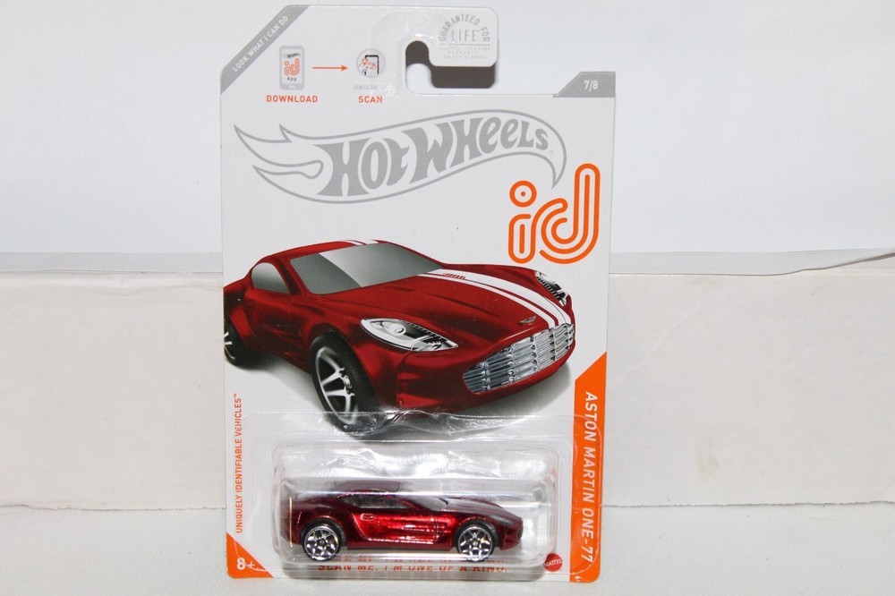 HOT WHEELS id Aston Martin One - 77