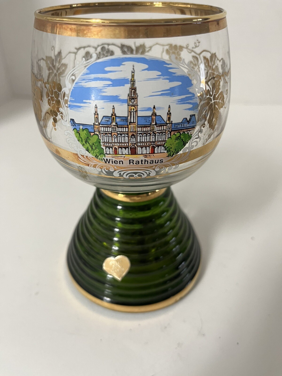 Picture 1 of 6