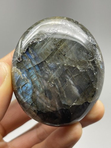 Labradorite Spectrolite Healing 3.5oz Polished Palm Stone specimen Beautiful S3 - Picture 5 of 12