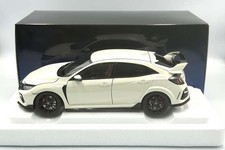 AUTOart 1/18 Honda Civic Type R FK8 2021 Championship White 73220