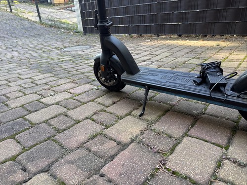 THE-URBAN XT1 SCHWARZ E-Scooter Roller 20 km Reichweite 350 Watt 20 km/h - Bild 9 von 10
