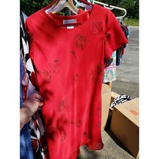 * SALE PENDING * Pretty Rose 🌹 Red Jessica Howard Floral Dress - Size 14 Petite