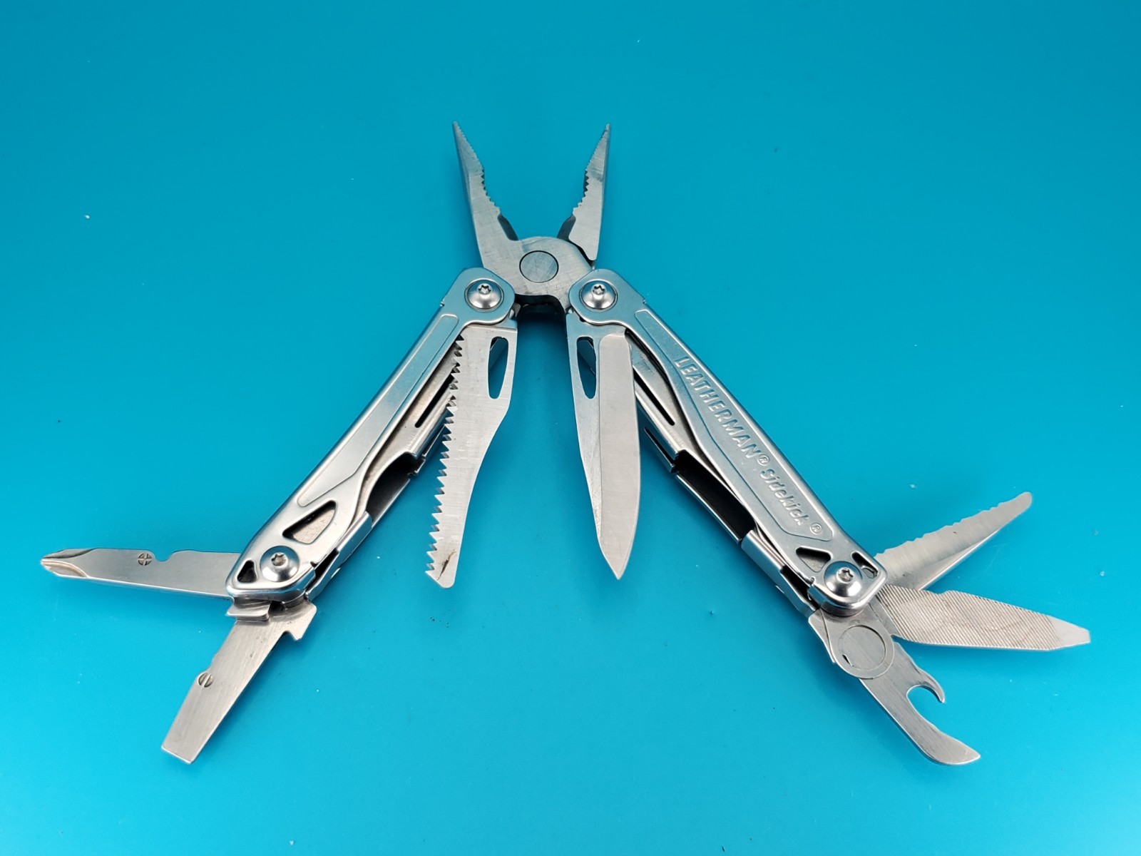Leatherman Sidekick Multi-Tool, Knife, Pliers, Saw, Stainless!