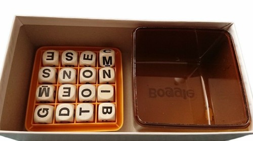 Parker Vintage Boggle Word Dice Game (1978) - Picture 2 of 5